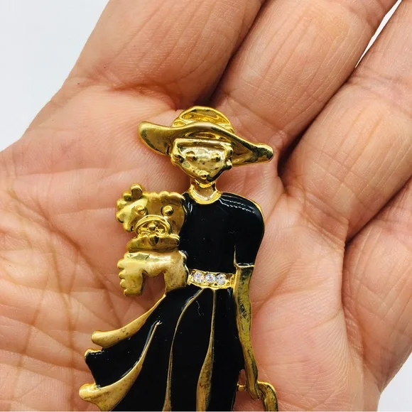 Vintage Gold Tone Fashionista Lady Woman with Dog Rhinestone pin brooch - Picture 3 of 6